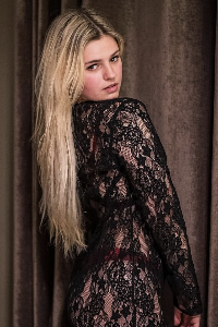 model Kiana uit Antwerpen (Antwerpen)