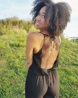 Auteur model Naomi Ansah - 
Bestandsdatum : 04-04-2018