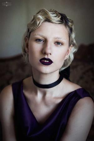 Auteur model SaraScarlet - Foto: Paige Addams Photography
MU & hairstyling: Johanna Cool