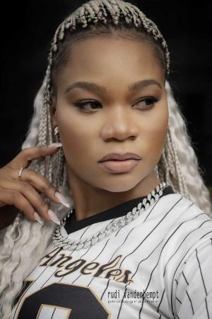 Auteur model MS BLACK - 

Camera : NIKON CORPORATION NIKON Z 9
Fotodatum : 25-09-2025