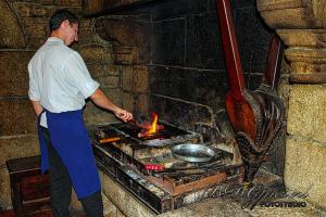 Auteur fotograaf BDGpics - Kok restaurant vleesgrillen