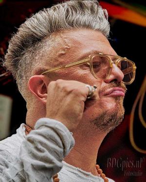 Auteur fotograaf BDGpics - 
Artiest : J.F.Bouwman
Copyright : BDGpics

Camera : SONY DSC-RX10M4
Fotodatum : 01-11-2025