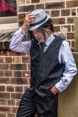 Auteur fotograaf BDGpics - 
Artiest : J.F.Bouwman
Copyright : BDGpics

Camera : SONY DSC-RX10M4
Fotodatum : 02-11-2025