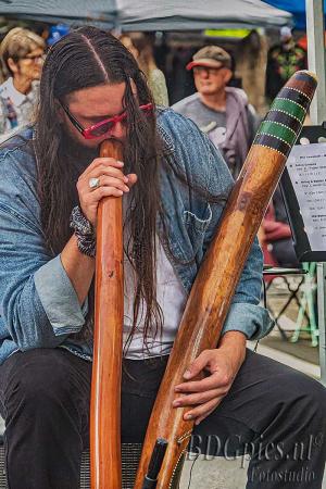 Auteur fotograaf BDGpics - 
Artiest : J.F.Bouwman
Copyright : BDGpics

Camera : SONY DSC-RX10M4
Fotodatum : 01-11-2025