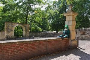 Auteur model Dragempire Emerald  - Daar zit Emerald dan...