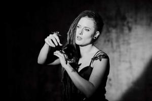 van Ms Raum
