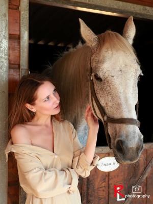 Auteur fotograaf onbekend - at the stables