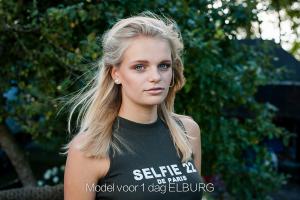 Auteur model Kim - 
Copyright : PHOTOLINDA

Camera : PHOTOLINDA
Bestandsdatum : 08-11-2016