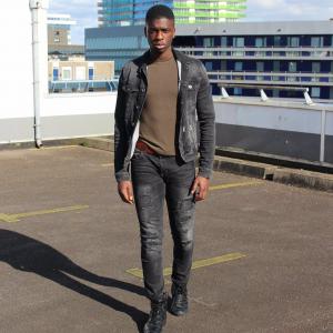 Auteur model Brian Bawuah - 
Bestandsdatum : 08-11-2016