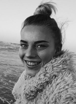 Auteur model Anouk Schatorje - 
Bestandsdatum : 15-04-2018