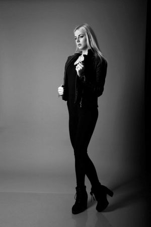 Auteur model Mara Leistra - 
Bestandsdatum : 02-05-2017