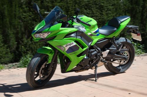 Auteur fotograaf FredVN - Kawasaki Ninja 650. Altijd mogelijk. Blijft TFP.