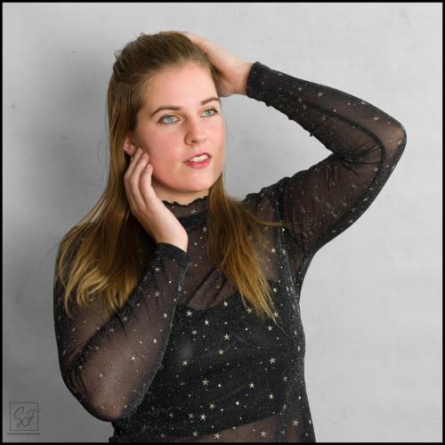 Auteur model Angelina bruins  - 