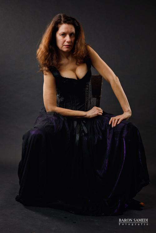 Auteur model Elissebetth - Fotograaf @baron_samedi_fotografie