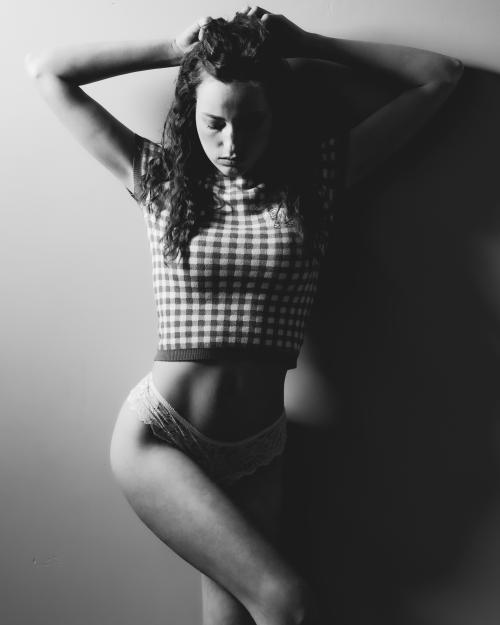 Auteur model Céline Cheng - 