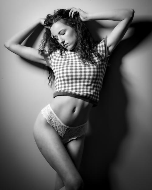 Auteur model Céline Cheng - 