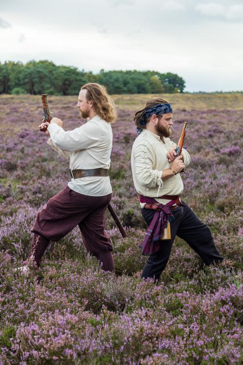 Auteur fotograaf Jaap Van Egmond - heide, model, natuur, fantasy, duel, zwartkruit, #heath