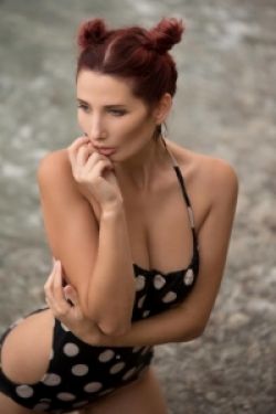 model Afroditi
