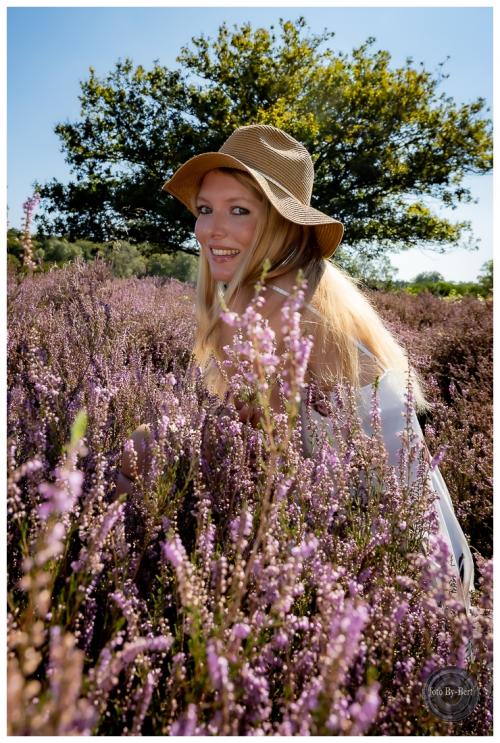 Auteur fotograaf Foto Bybert - op de grote paarse heide....