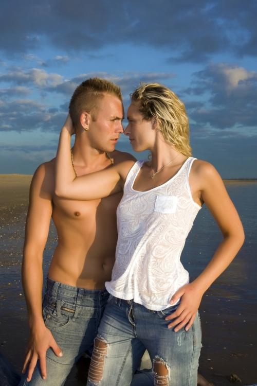 Auteur fotograaf Angelo Bottigliero - Dianne en Maarten, strand Slufter