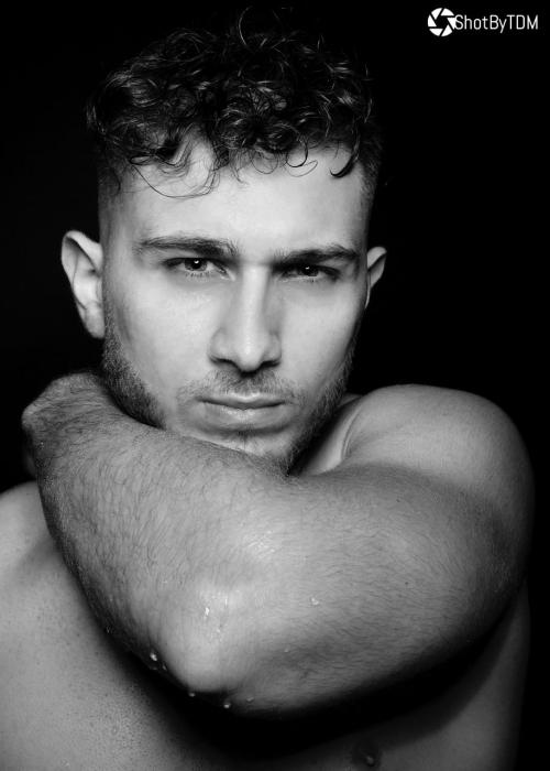 Auteur model Jonathan - 