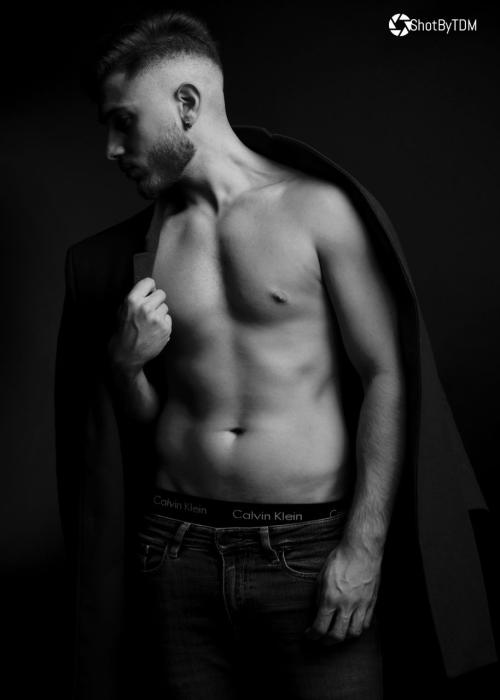 Auteur model Jonathan - 