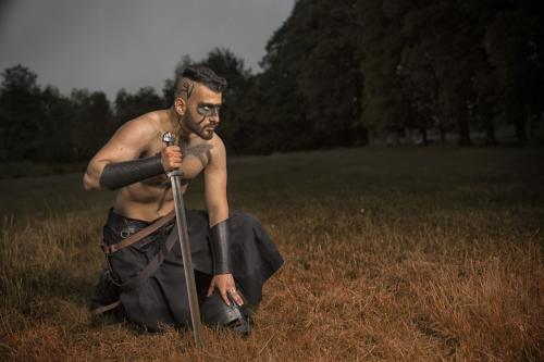 Auteur fotograaf Claus - model Ali. Viking thema; The 13th warrior