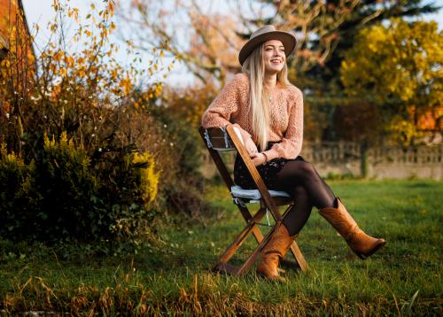 Auteur fotograaf julesvaniperen - Kimmy June, in opdracht