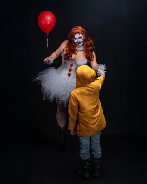 Auteur model Adia - Pennywise Halloween themed shoot
Photographer: Frank Dinnissen Photography