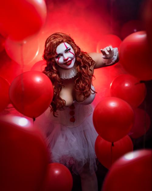 Auteur model Adia - Pennywise Halloween themed shoot
Photographer: Frank Dinnissen Photography