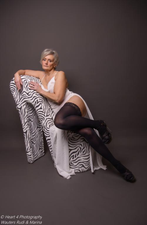 Auteur model Portfolio_Conny - Studioshoot te Zottegem 
Fotograaf Heart 4 Photography 