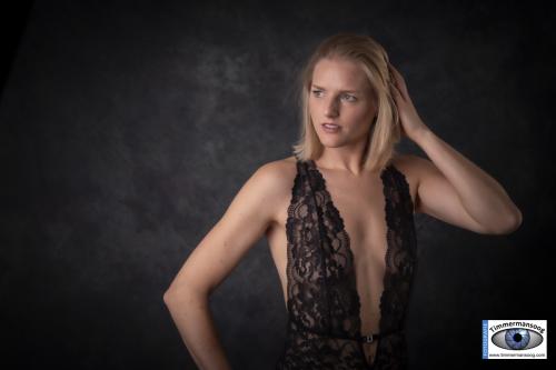 Auteur model Mel  - Fotograaf: Geert-Jan Timmermans. http://timmermansoog.com/