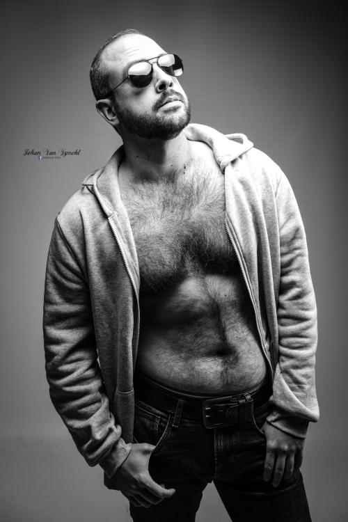 Auteur model maxn - 