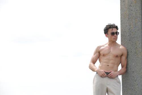 Auteur model Carlo Stroobant - 