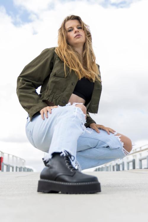 Auteur model behind_the_lens_model - Lansoght fotografie