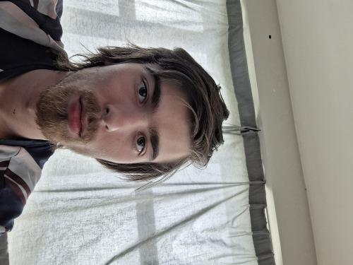 Auteur fotograaf Echocore13 - Muziekt, producer te leuven. Dj resønance.