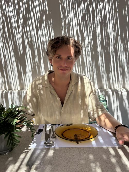 Auteur model Tommaso - 