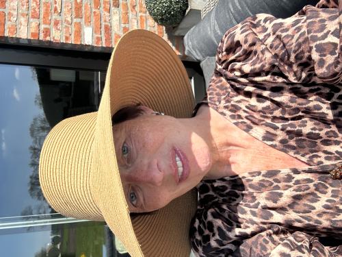Auteur model Hilde DR  - 