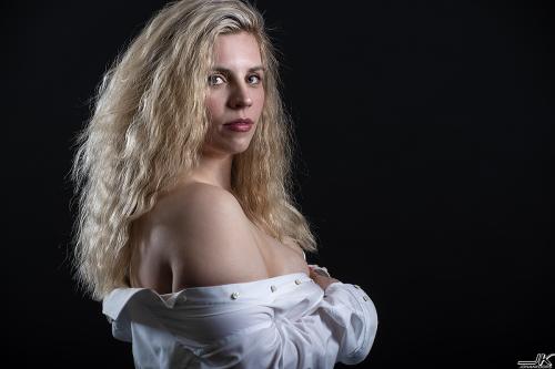 Auteur fotograaf Johan Koops - Shanara, 5 april 2026 in studio Drachten