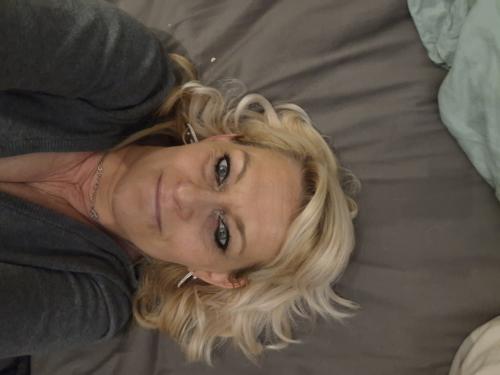 Auteur model Nathalie ni - 