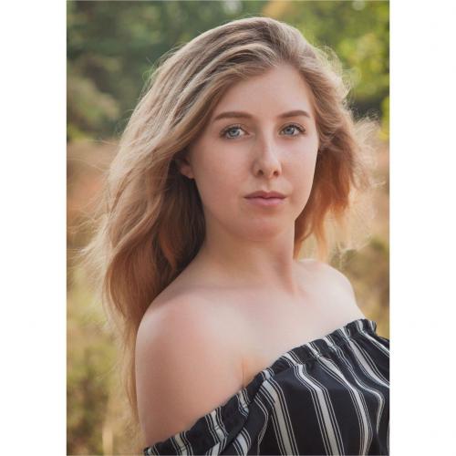 Auteur model Amber Bettens - 