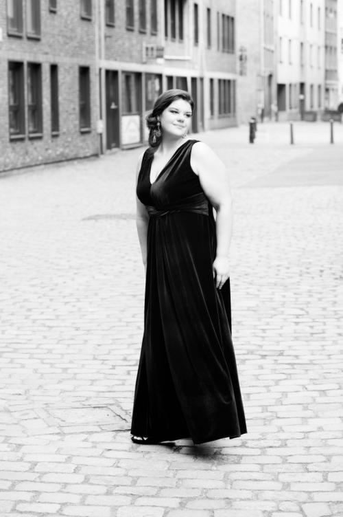 Auteur model Priskilla - MODEL : Prissy R @ FashionMove  https://www.facebook.com/curvymodelpriskilla/ PHOTO : Luc Grobben  For FashionMove , Mod