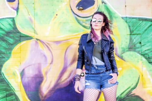 Auteur model Dana - 