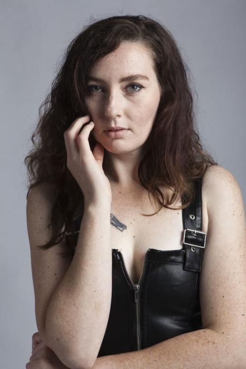 Auteur model Dana - 